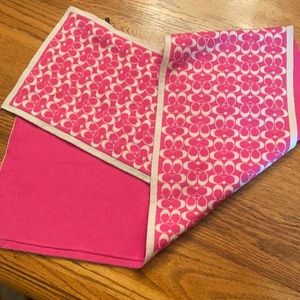 100% Merino Wool Coach Signature Scarf - Bright Pink